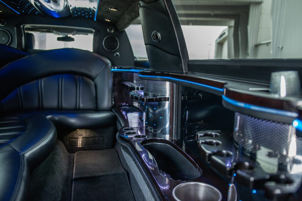 Avant Garde Limousines & Coach Lincoln MKT Inside Limo Picture
