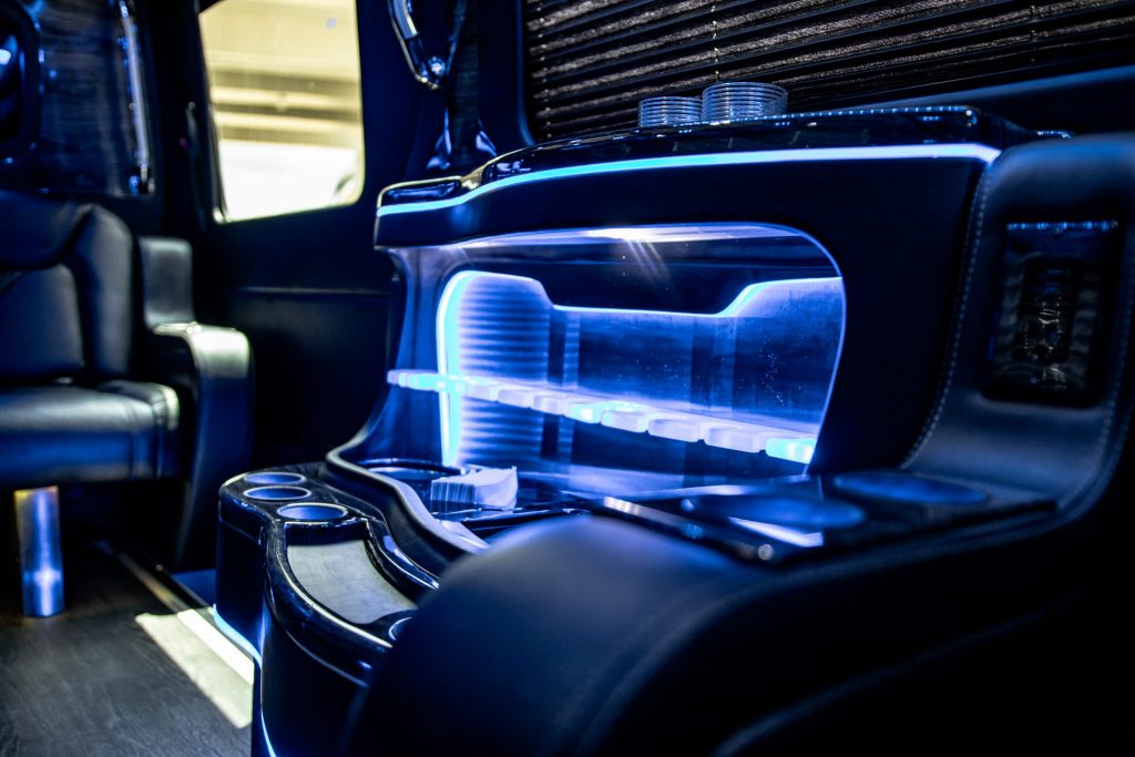 Mercedes Sprinter Limo bar